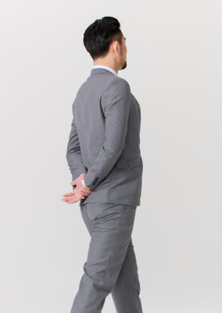 
	财务主管：张先生 
